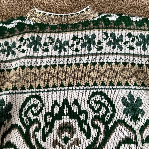 Vintage Knit Sweater Green Pattern - Picture 3 of 3